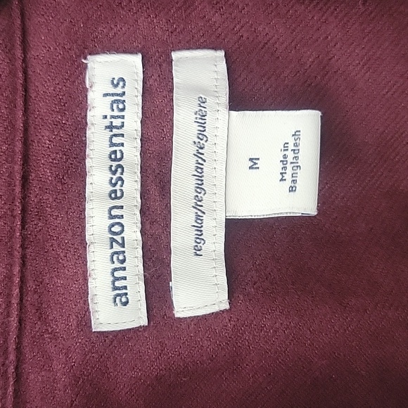 Amazon Essentials Men's Regular-Fit Long-Sleeve Two-Pocket Flannel Shirt - Picture 10 of 11